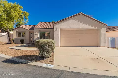 9880 N Western Sky Pl, Tucson, AZ 85742