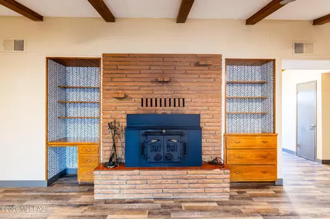 Living - 27197 S Brookerson Rd, Willcox, AZ 85643 photo 4 of 5