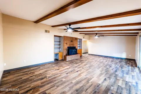 Living - 27197 S Brookerson Rd, Willcox, AZ 85643 photo 2 of 5