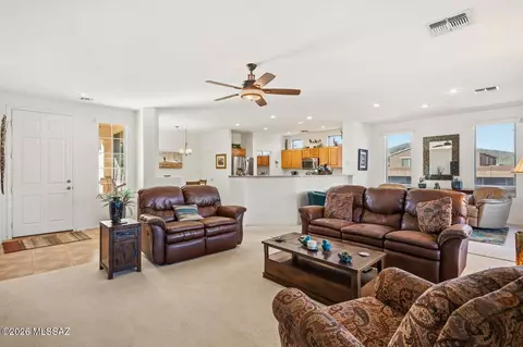 9938 N Painted Rainbow Pl, Tucson, AZ 85743