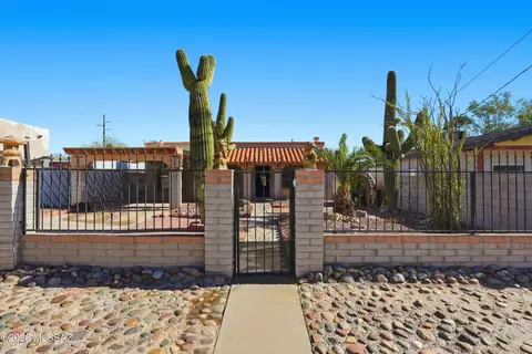 1142 N 13th Ave, Tucson, AZ 85705