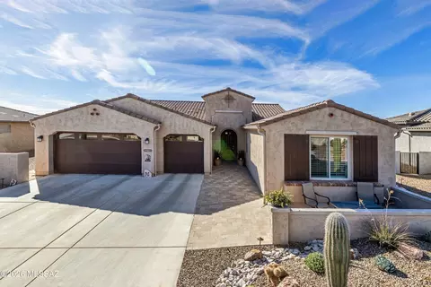 32710 S Cattle Trl, Oracle, AZ 85623