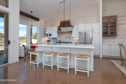 Kitchen - 38322 S Golf Course Dr, Saddlebrooke, AZ 85739 photo 6 of 7
