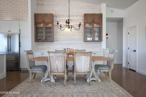Dining - 38322 S Golf Course Dr, Saddlebrooke, AZ 85739 photo 2 of 2