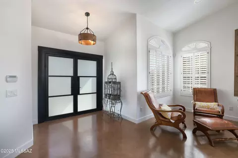 Entry Way - 38322 S Golf Course Dr, Saddlebrooke, AZ 85739 photo 2 of 2