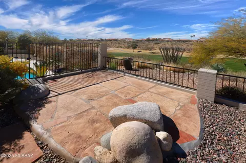 Exterior - 38322 S Golf Course Dr, Saddlebrooke, AZ 85739 photo 7 of 9