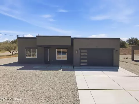 89 Circulo Penjamo, Rio Rico, AZ 85648