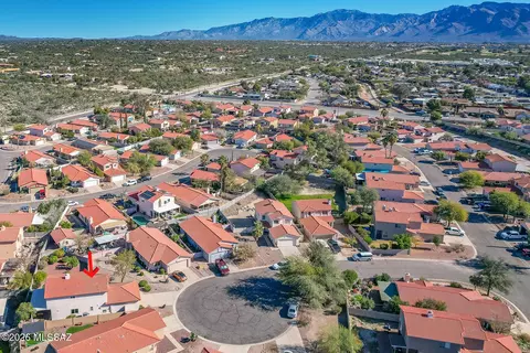 9516 N Blackbird Pl, Tucson, AZ 85742