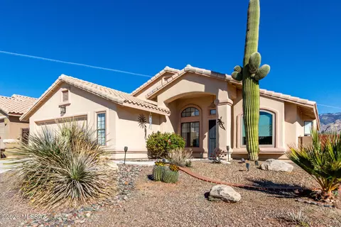 11700 N Skywire Way, Tucson, AZ 85737