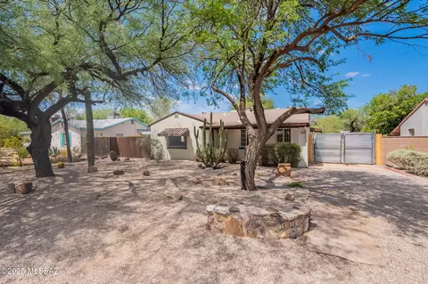 2805 E Linden St, Tucson, AZ 85716