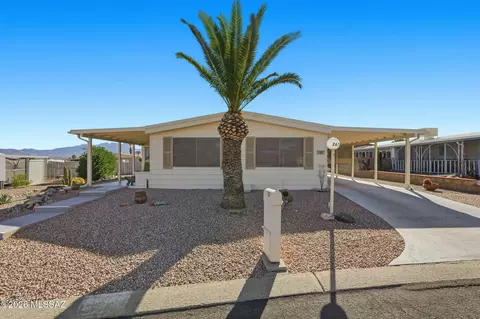 267 W Tuna Dr, Green Valley, AZ 85614