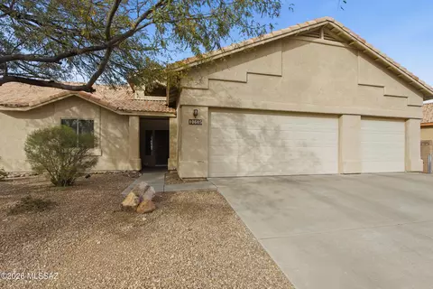 10605 E Heartleaf Willow Dr, Tucson, AZ 85747
