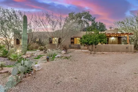 2300 W Sunkist Rd, Tucson, AZ 85755