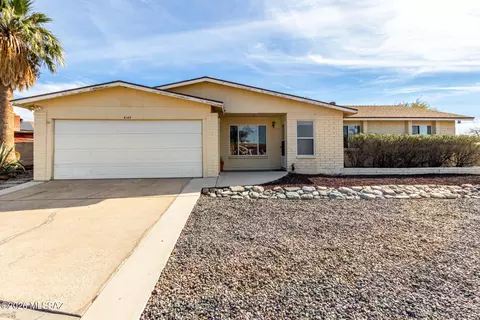 4145 W Pyracantha Cir, Tucson, AZ 85741