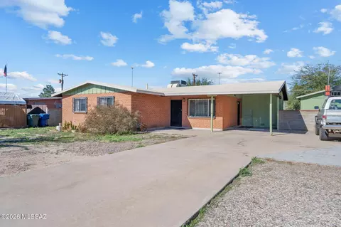 7041 E Calle Pegaso, Tucson, AZ 85710