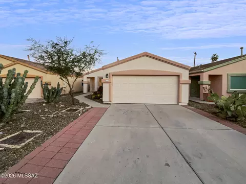 7405 E Cross Ridge Pl, Tucson, AZ 85710