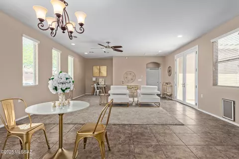 Living - 13975 E Stanhope Blvd, Vail, AZ 85641 photo 3 of 3