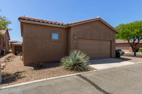 Exterior - 13975 E Stanhope Blvd, Vail, AZ 85641 photo 4 of 5
