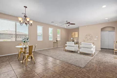 Living - 13975 E Stanhope Blvd, Vail, AZ 85641 photo 2 of 3