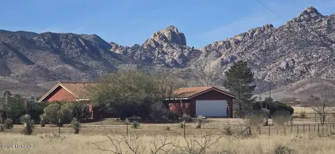 168 W Geneva St, Pearce, AZ 85625