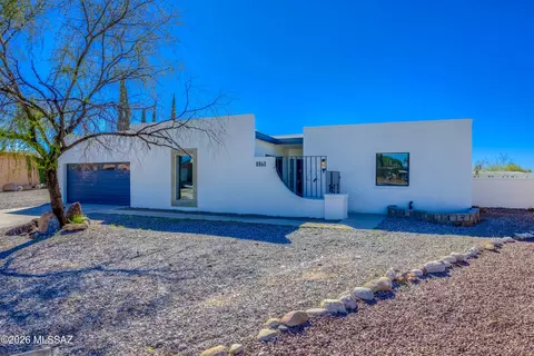 8862 E Bluefield St, Tucson, AZ 85710