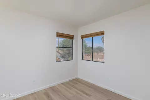 Bedroom - 9151 N Eaglestone Loop, Tucson, AZ 85742 photo 3 of 7
