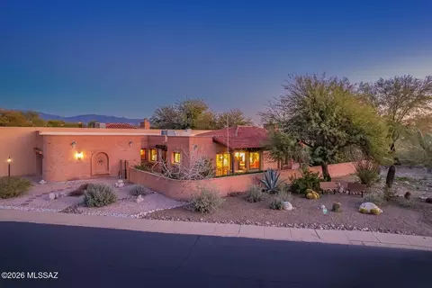 6800 E Loma Del Bribon, Tucson, AZ 85750