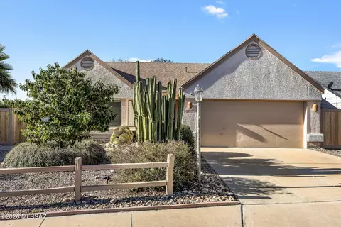 7877 N Rockwood Pl, Tucson, AZ 85741