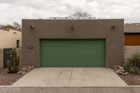 Exterior - 466 E Codd St, Tucson, AZ 85701 photo 6 of 7