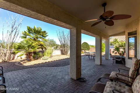 2587 E Dome Ct, Green Valley, AZ 85614