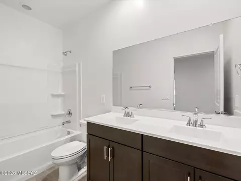 9750 W Larson St, Marana, AZ 85658