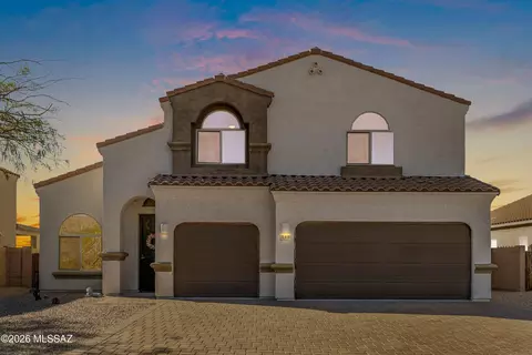 540 S Courts Redford Dr, Vail, AZ 85641