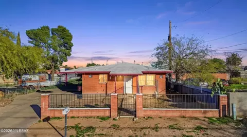 5125 S Missiondale Rd, Tucson, AZ 85706