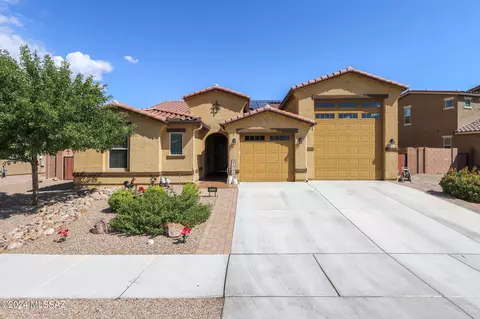 9745 S Desert Flint Dr, Tucson, AZ 85747