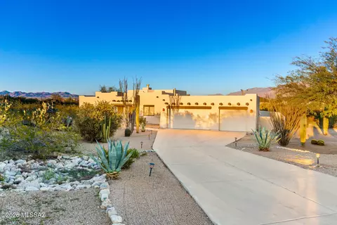 4522 W Sunset Plaza Ct, Tucson, AZ 85743