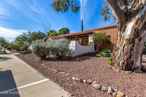 364 S Paseo Lobo #D, Green Valley, AZ 85614