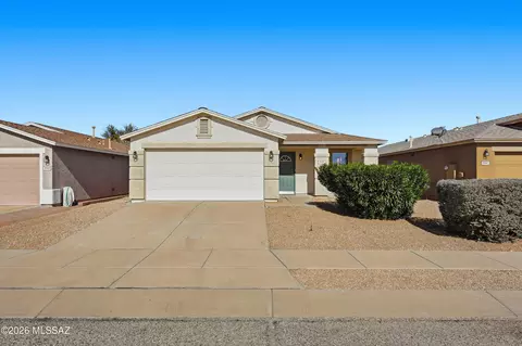 9933 E Rocky Wash Dr, Tucson, AZ 85748