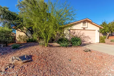 Exterior - 6803 N De Chelly Loop, Tucson, AZ 85741 photo 8 of 9