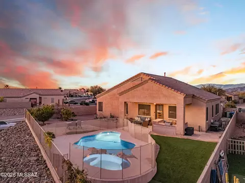 13752 E Kirkwood Pl, Vail, AZ 85641
