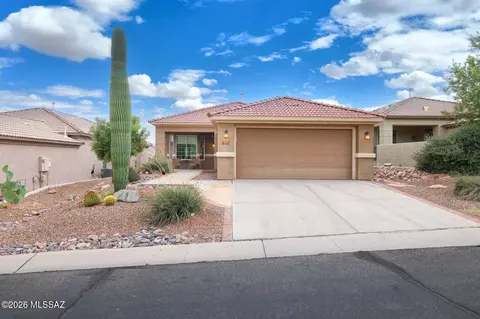 13575 N Holly Grape Dr, Marana, AZ 85658