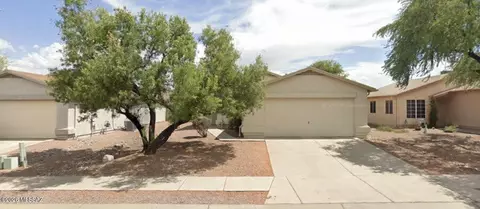 8986 E Weyburn Dr, Tucson, AZ 85730
