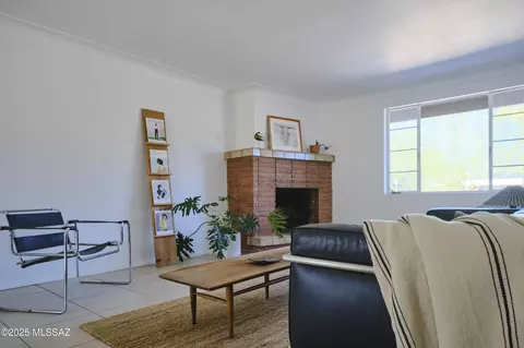 6002 Eli St, Tucson, AZ 85711