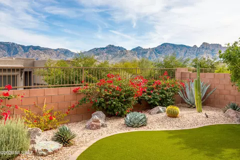 13212 N Stonecrop Ln, Oro Valley, AZ 85755