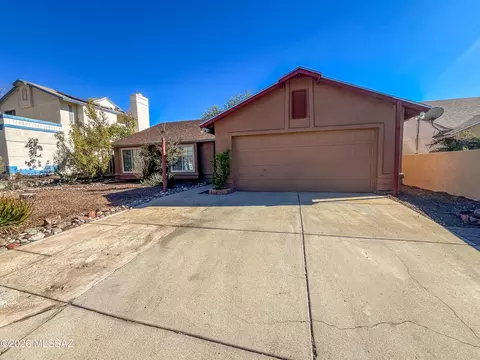 5067 W Nighthawk Way, Tucson, AZ 85742
