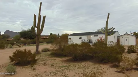 11230 W Picture Rocks Rd, Tucson, AZ 85743