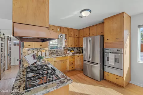 Kitchen - 2045 E 7th St, Tucson, AZ 85719 photo 4 of 4
