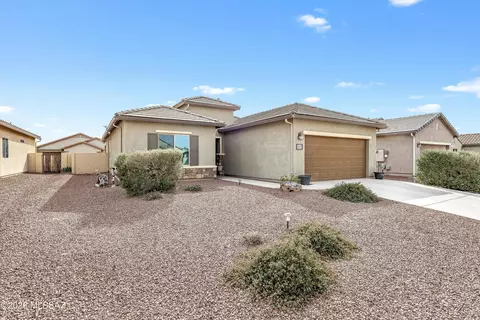 21599 E Volunteer Dr, Red Rock, AZ 85145