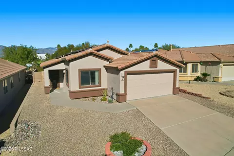 8403 E Sarnoff Ridge Loop, Tucson, AZ 85710