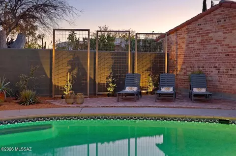 Exterior - 2350 E Hampton St, Tucson, AZ 85719 photo 3 of 9