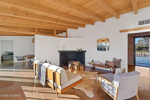 Living - 2350 E Hampton St, Tucson, AZ 85719 photo 1 of 3